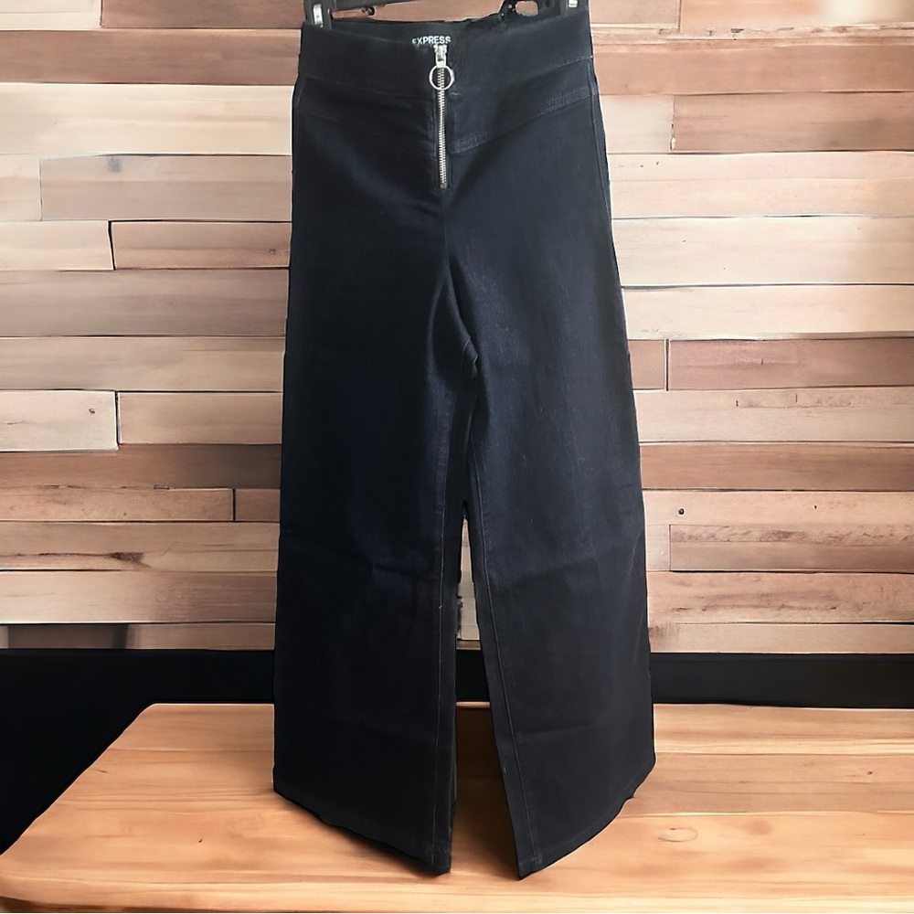 Express Super High Rise Wide Leg Jeans with Exposed Zipper Size 2R